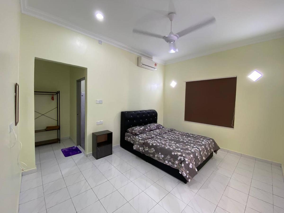 Room/Homestay Nazadja Сунгай Бесар Екстериор снимка