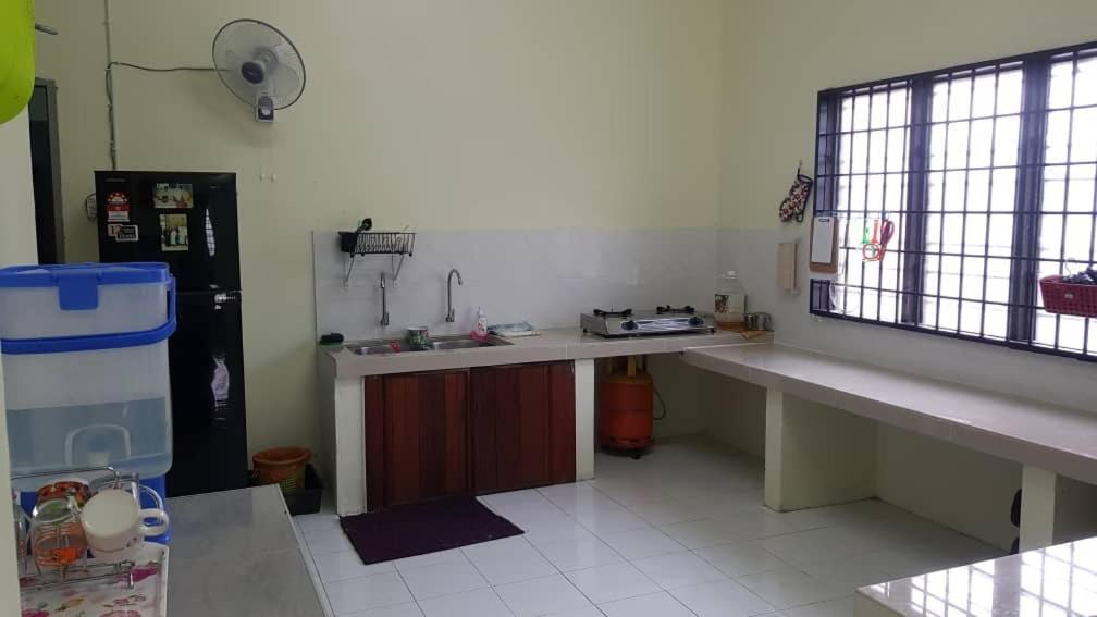 Room/Homestay Nazadja Сунгай Бесар Екстериор снимка